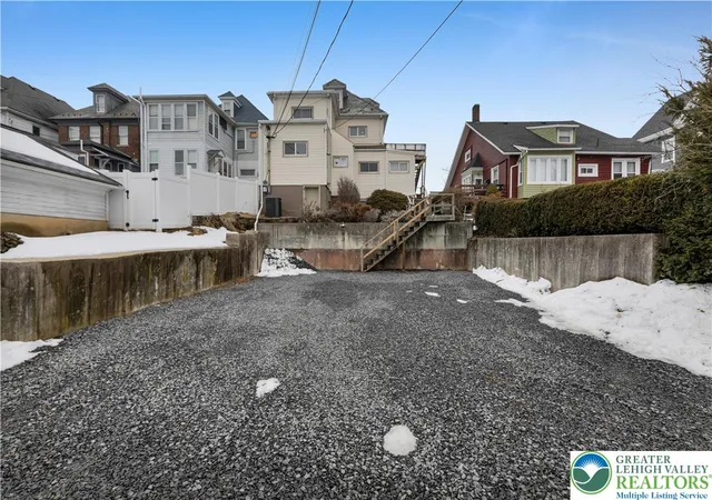 5th image of 1810 Washington Blvd, Easton, PA 18042 | MLS# 780330