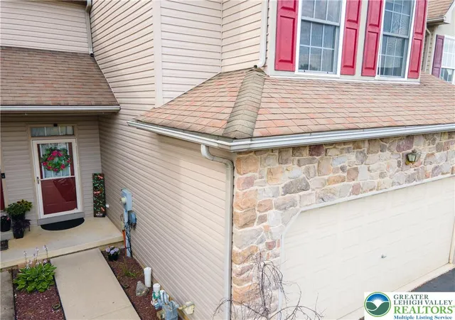 2nd image of 211 S Kathryn St, Easton, PA 18045 | MLS# 780182