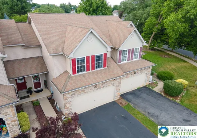 3rd image of 211 S Kathryn St, Easton, PA 18045 | MLS# 780182