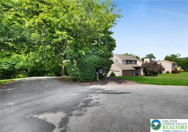 2nd image of 2081 Dolores Ln, Lower Saucon Twp, PA 18055 | MLS# 780042