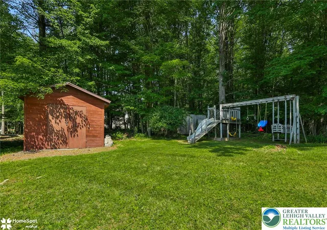 Homes for sale in Chestnuthill Twp, PA | 1503 Seneca Trl, Chestnuthill Twp, PA 18330 | MLS# 780318