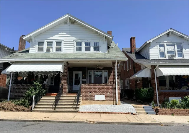 Homes for sale in Allentown City, PA | 1921 Green St, Allentown City, PA 18104 | MLS# 780211