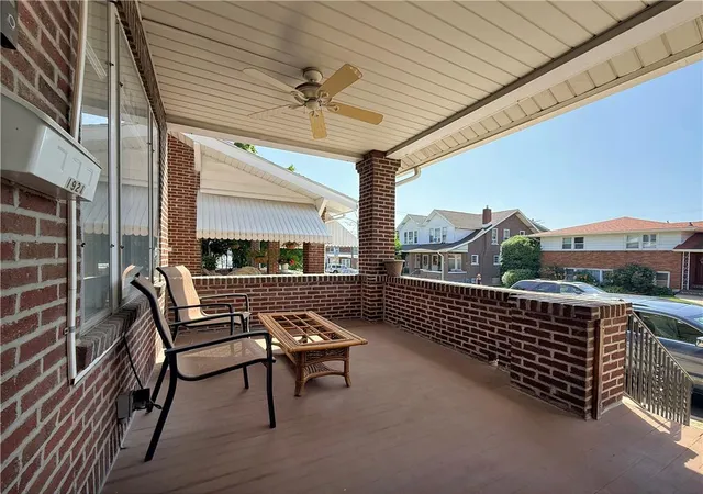 Homes for sale in Allentown City, PA | 1921 Green St, Allentown City, PA 18104 | MLS# 780211