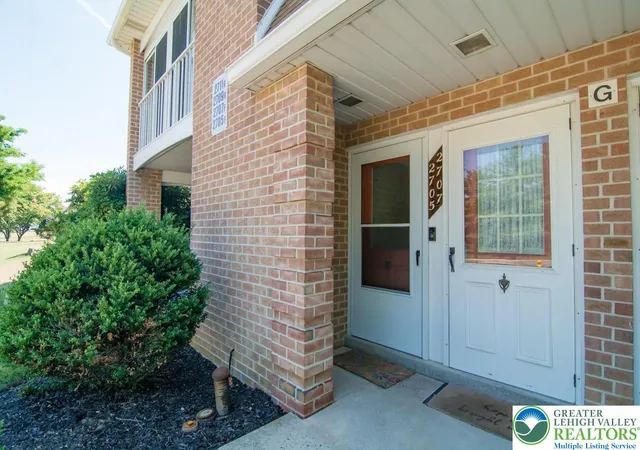Photo 3 of Sale Pending at 2705 Rolling Green Dr, Macungie, PA 18062 | MLS# 780195 | Listing updated on 2026-07-13