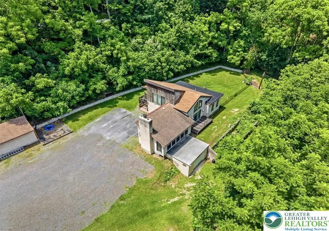 5th image of 5340 2Nd St, Whitehall, PA 18052 | MLS# 780328