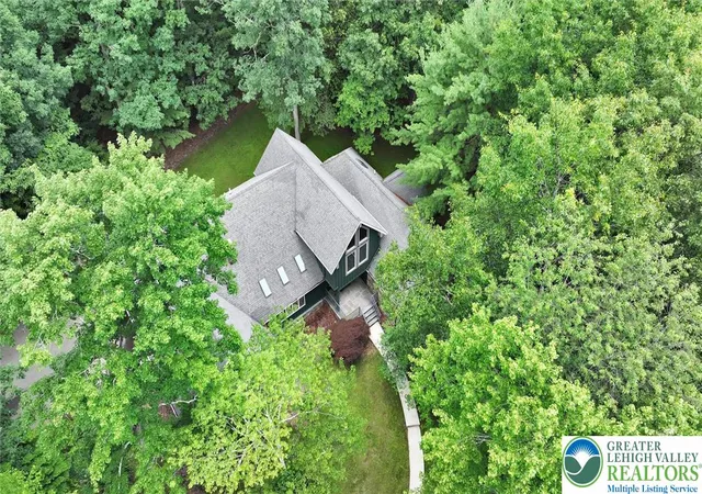 3rd image of 376 Hty Rd, Polk Twp, PA 18058 | MLS# 780384