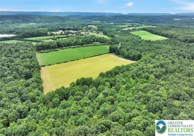 5th image of 376 Hty Rd, Polk Twp, PA 18058 | MLS# 780384