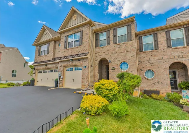 2nd image of 4277 Beech Dr, Lower Nazareth Twp, PA 18064 | MLS# 780401