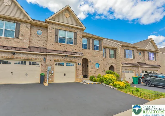 3rd image of 4277 Beech Dr, Lower Nazareth Twp, PA 18064 | MLS# 780401