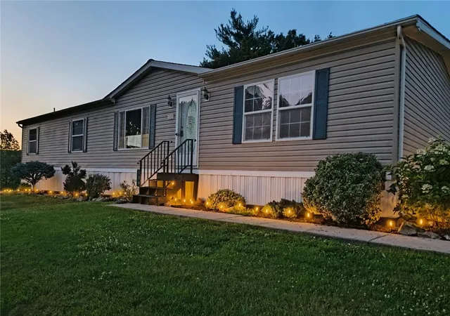 Homes for sale in East Penn Twp, PA | 108 Kaysea Ln, East Penn Twp, PA 18235 | MLS# 780033