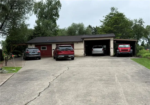 Photo 4 of Sale Pending at 825 Sunrise Blvd, Mount Bethel, PA 18343 | MLS# 780413 | Listing updated on 2026-07-21