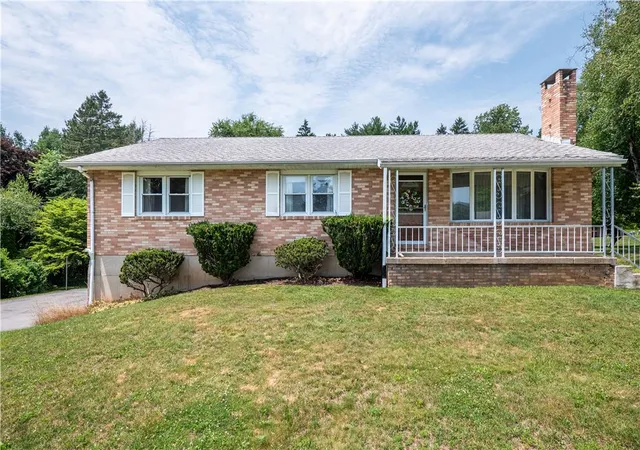 Homes for sale in Bethlehem, PA | 735 Gottwald Dr, Bethlehem, PA 18015 | MLS# 780310
