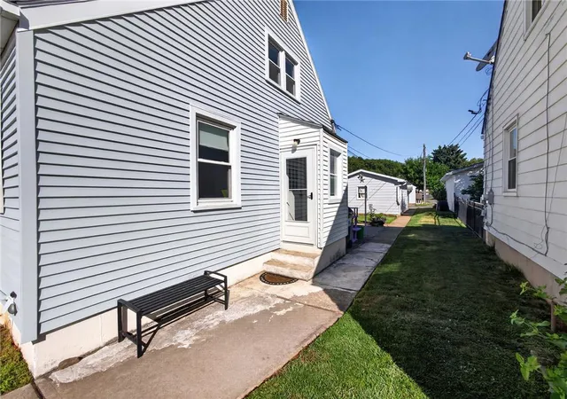 Homes for sale in Bethlehem City, PA | 1533 Englewood St, Bethlehem City, PA 18017 | MLS# 780162