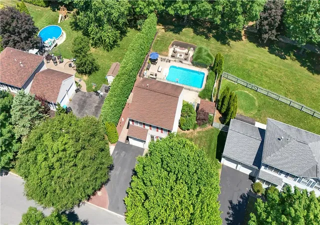 3rd image of 4118 Maria Ln, Bethlehem, PA 18017 | MLS# 780379