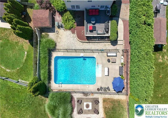 4th image of 4118 Maria Ln, Bethlehem, PA 18017 | MLS# 780379