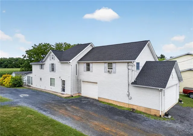 Homes for sale in Coplay, PA | 2628 Levans Rd, Coplay, PA 18037 | MLS# 780417