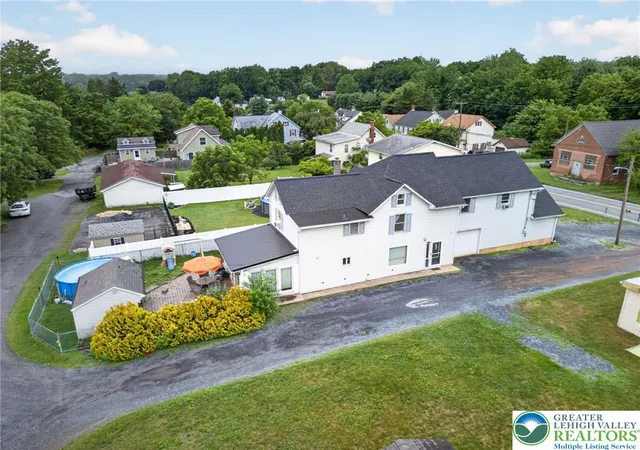Homes for sale in Coplay, PA | 2628 Levans Rd, Coplay, PA 18037 | MLS# 780417