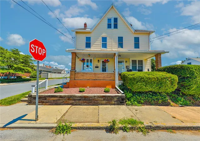Photo 3 of Sale Pending at 3121 N Hobson St, Whitehall, PA 18052 | MLS# 780394 | Listing updated on 2026-08-03