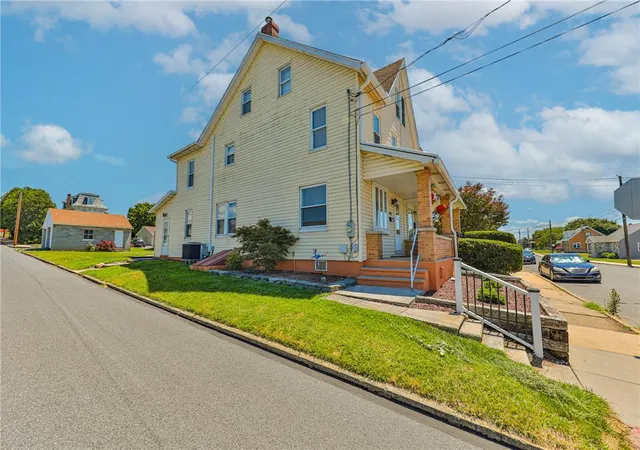 Photo 3 of Sale Pending at 3121 N Hobson St, Whitehall, PA 18052 | MLS# 780394 | Listing updated on 2026-08-03