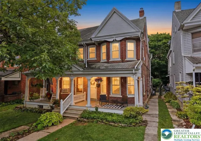 1st image of 26 N 6th St, Emmaus Boro, PA 18049 | MLS# 779235