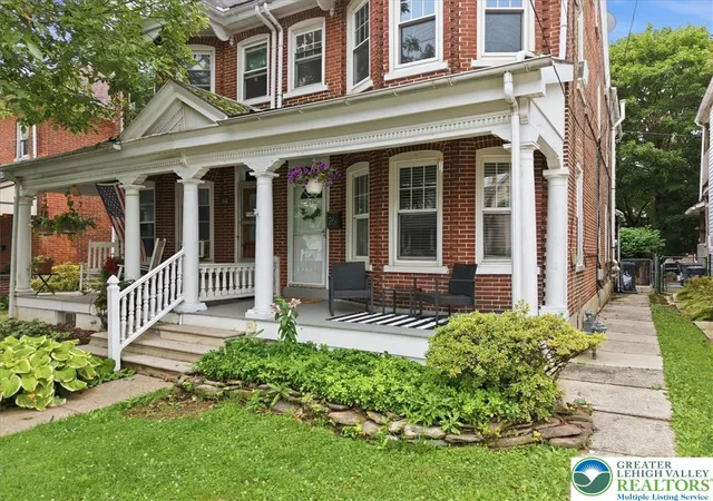 2nd image of 26 N 6th St, Emmaus Boro, PA 18049 | MLS# 779235