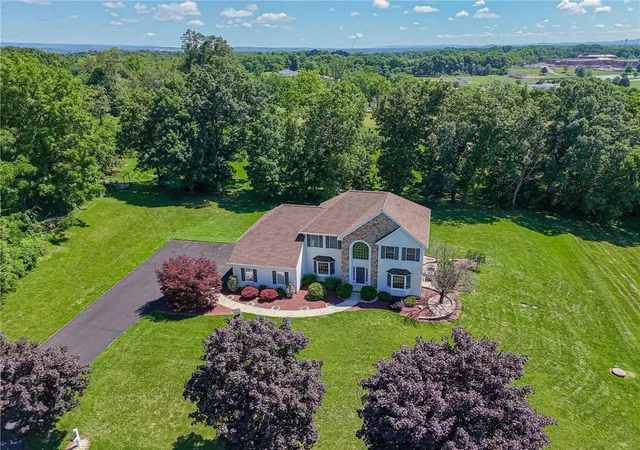 5th image of 2763 Lapp Rd, Allentown, PA 18104 | MLS# 780442