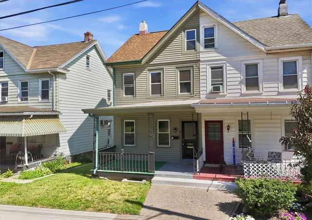 3rd image of 2003 Northampton St, Easton, PA 18042 | MLS# 780410