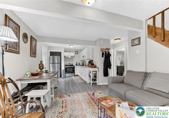 Photo 4 of Single family home for sale at 2027 Skyview Ter, Tobyhanna, PA 18466 | MLS# 780424 | Listing updated on 2026-07-25