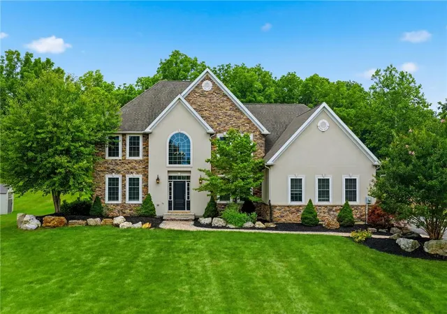2nd image of 55 Island Ct, Easton, PA 18042 | MLS# 780441