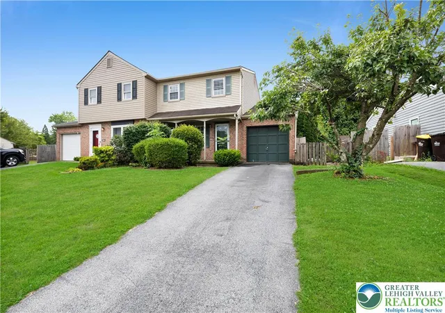 Homes for sale in Upper Milford Twp, PA | 4160 Salem Dr, Upper Milford Twp, PA 18049 | MLS# 780524