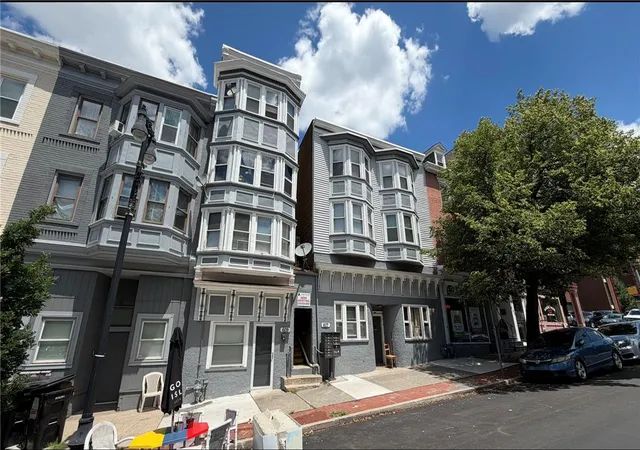 Homes for sale in Easton, PA | 607 Northampton St, Easton, PA 18042 | MLS# 780546