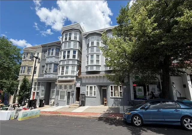 Homes for sale in Easton, PA | 607 Northampton St, Easton, PA 18042 | MLS# 780546