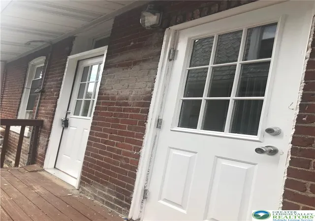 Homes for sale in Bethlehem City, PA | 1849 Market St, Bethlehem City, PA 18018 | MLS# 780551