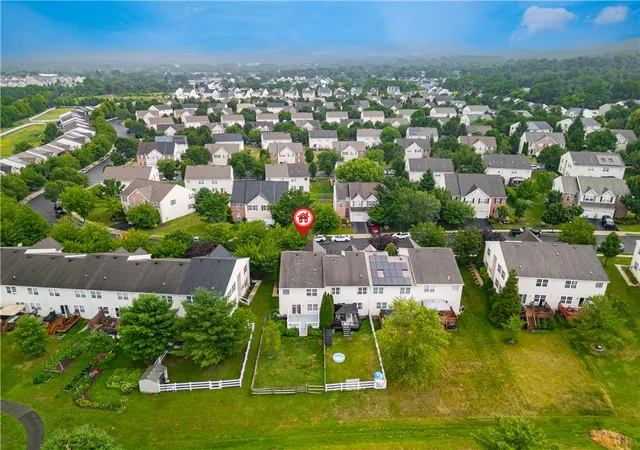 5th image of 7073 Hunt Dr, Macungie, PA 18062 | MLS# 780538