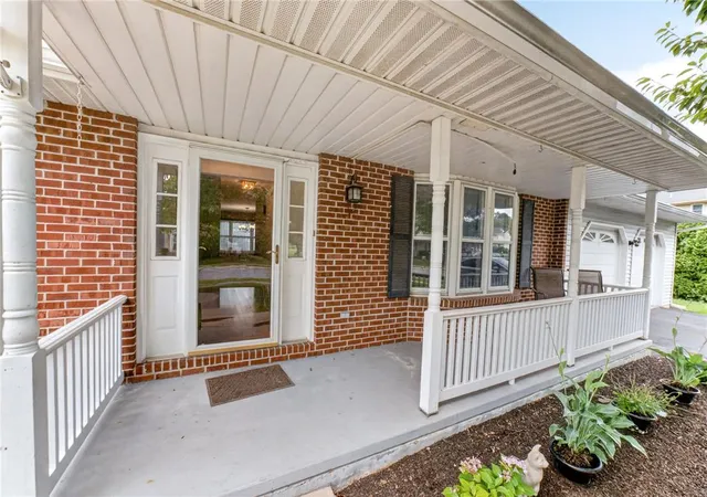 3rd image of 2694 Peggy St, Easton, PA 18045 | MLS# 780499