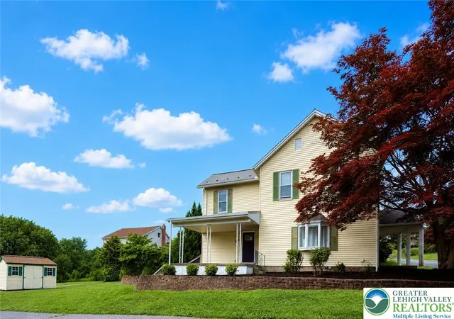 2nd image of 5540 Main St, Whitehall, PA 18052 | MLS# 780559