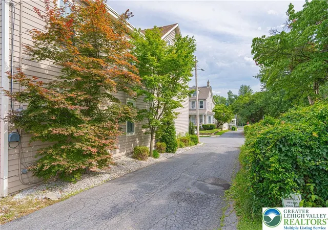 Homes for sale in Bethlehem, PA | 321 E Wall St, Bethlehem, PA 18018 | MLS# 780230