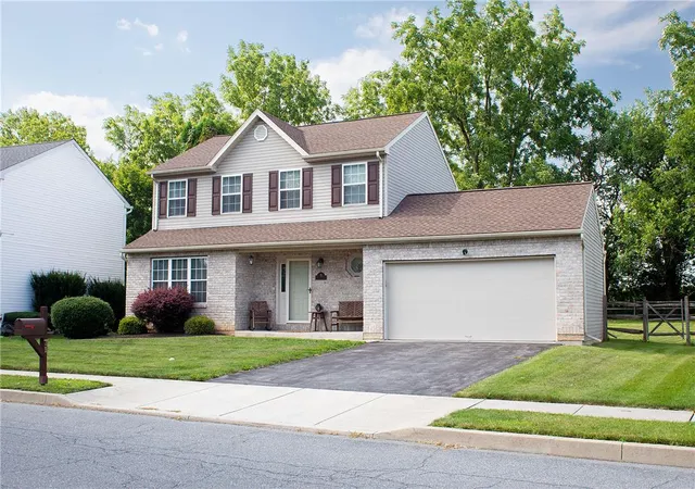 1st image of 71 71 Penns Grant Dr, Easton, PA 18045 | MLS# 780570