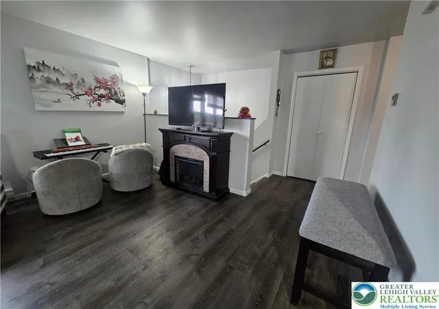 4th image of 816 E Lexington St, Allentown, PA 18103 | MLS# 780581