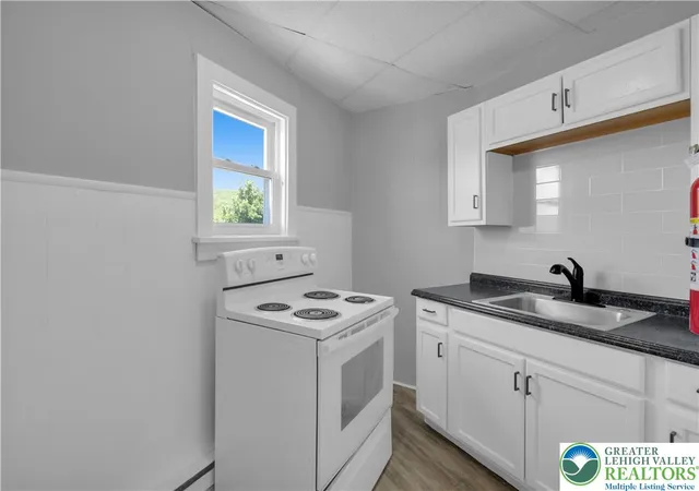 Homes for sale in Lansford Boro, PA | 149 W Ridge St, Lansford Boro, PA 18232 | MLS# 780415