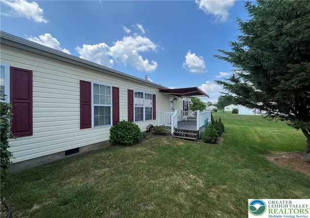 2nd image of 671 Kykuit Pl, Easton, PA 18040 | MLS# 780171