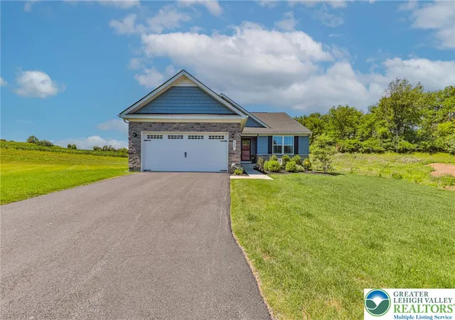 3rd image of 4227 Mimosa Ln, Whitehall, PA 18052 | MLS# 780603