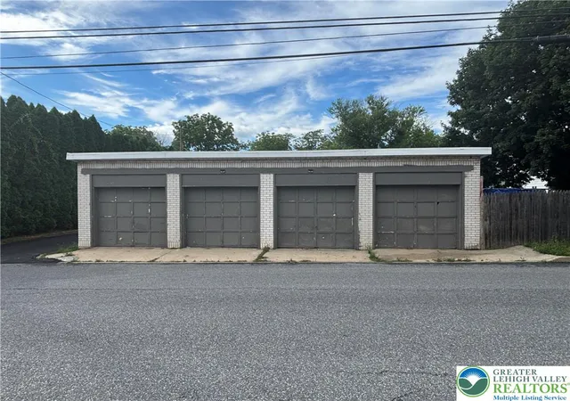 36th image of 3404 N Ruch St, Whitehall, PA 18052 | MLS# 779892