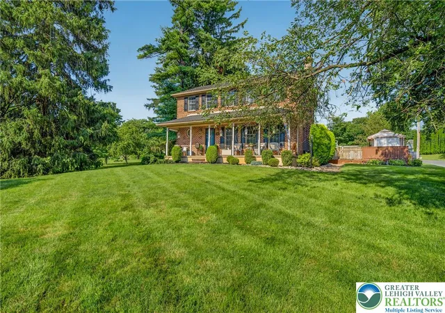 Homes for sale in Easton, PA | 1601 Mitman Rd, Easton, PA 18040 | MLS# 780606