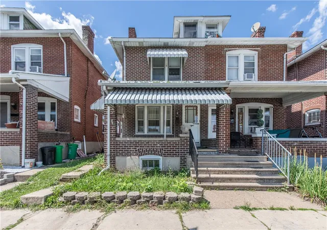 Homes for sale in Allentown City, PA | 1821 W Tilghman St, Allentown City, PA 18104 | MLS# 779544