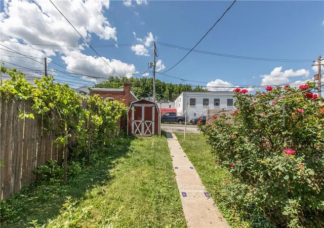 Homes for sale in Allentown City, PA | 1821 W Tilghman St, Allentown City, PA 18104 | MLS# 779544