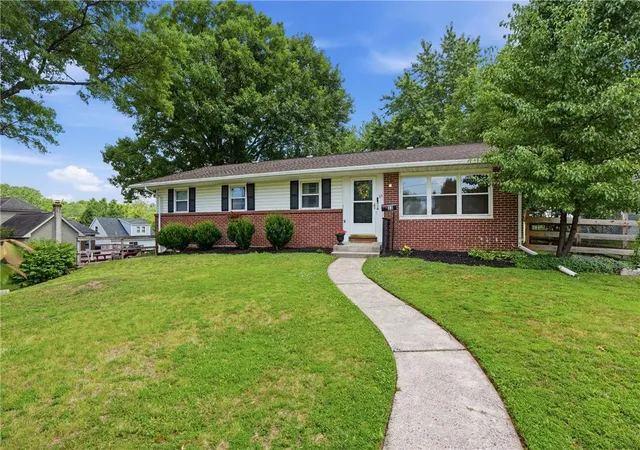 4th image of 33 4Th St, Souderton, PA 18964 | MLS# 780600