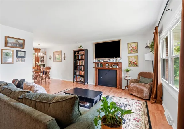 5th image of 33 4Th St, Souderton, PA 18964 | MLS# 780600