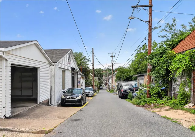 37th image of 527 Ontario St, Bethlehem, PA 18015 | MLS# 780477
