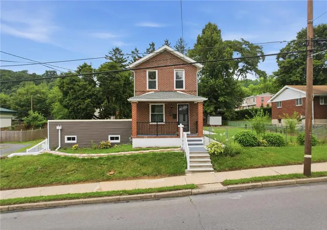 1st image of 529 E Susquehanna St, Allentown, PA 18103 | MLS# 780618
